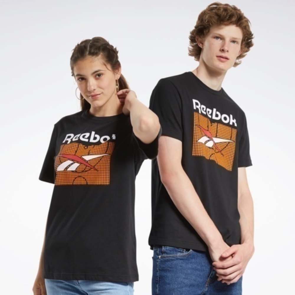 NWT Reebok UNISEX CLASSICS GRAPHIC TEE size M